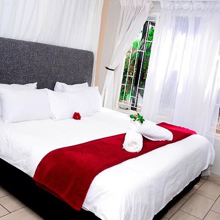 Novus Guest House Pretoria-Noord Dış mekan fotoğraf