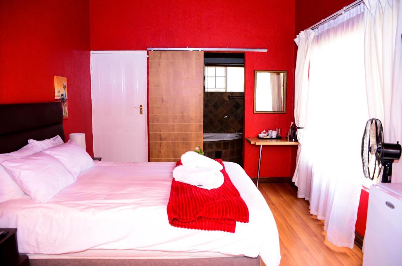 Novus Guest House Pretoria-Noord Dış mekan fotoğraf